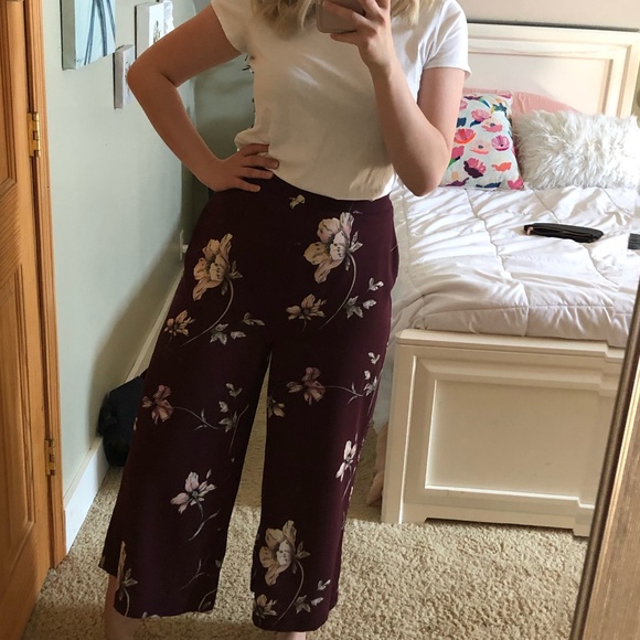 LC Lauren Conrad Pants - Lauren Conrad Floral Culottes